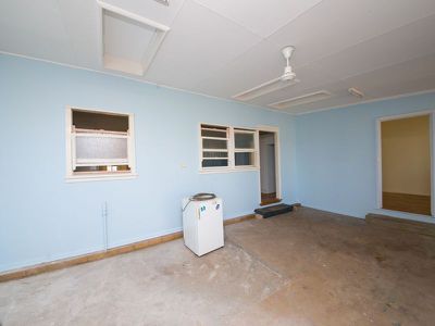 11 Tink Avenue, Dubbo