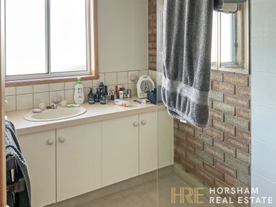 2 / 10 Gleed Street, Horsham