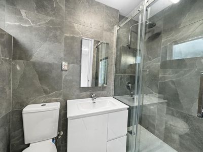 6 / 12 - 14 FARNHAM COURT, Flemington