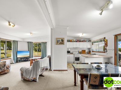 14 Warral Street, Tamworth