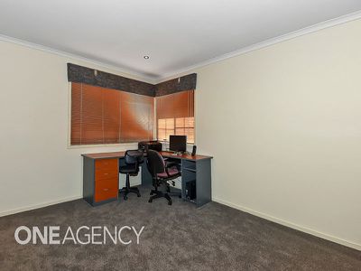 21 Toorak Place, Forest Lake