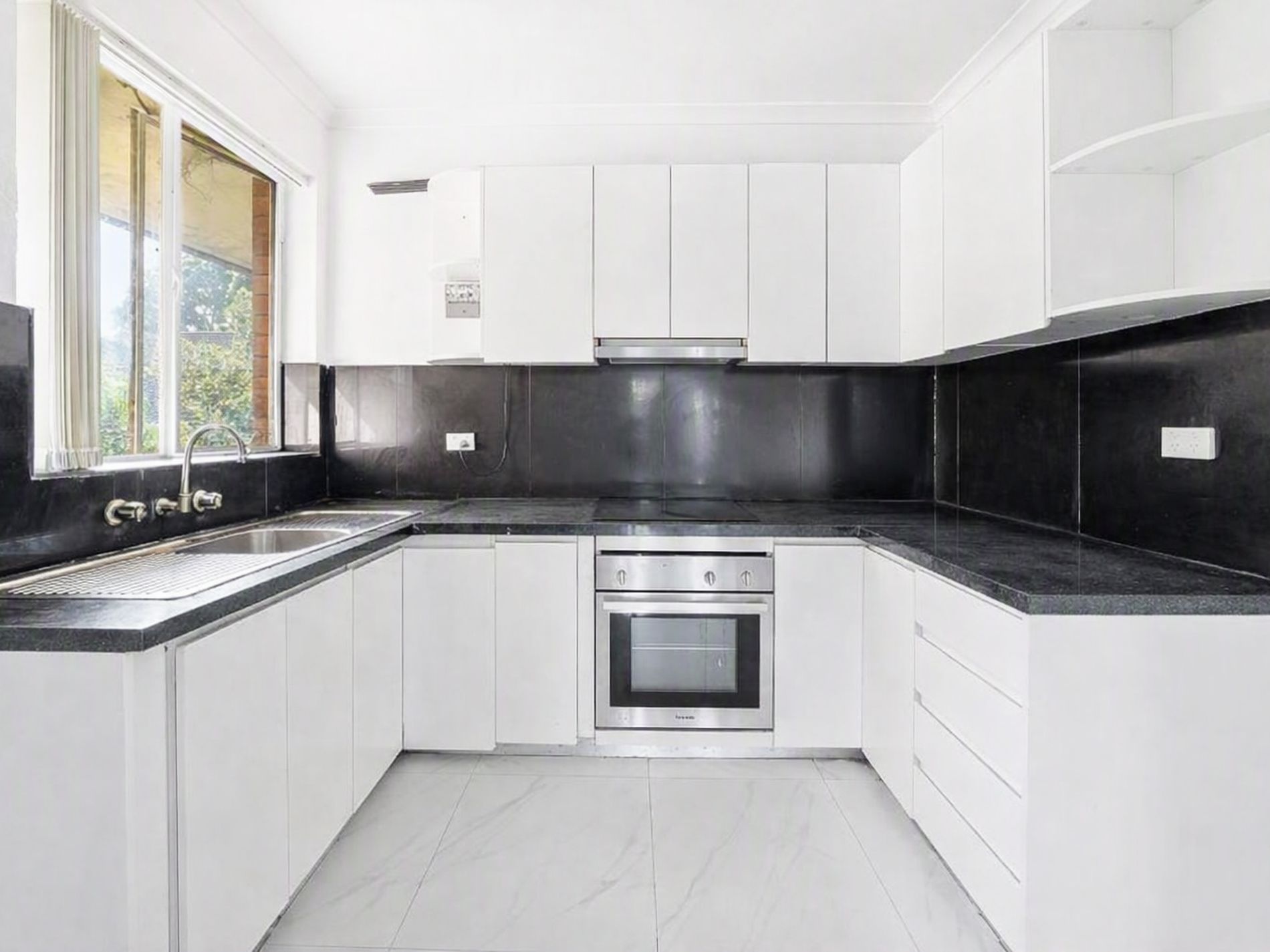 8 / 110 Croydon Street, Lakemba