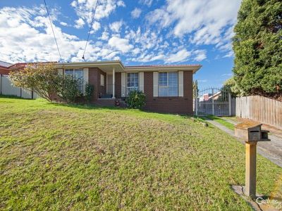 9 Prospect Hill Crescent, Dandenong North