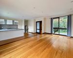 2 / 43 William Street, Greensborough