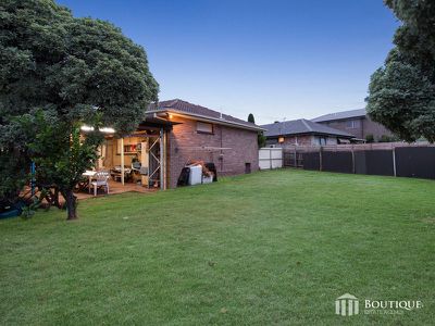 11 Huxley Avenue, Dandenong North