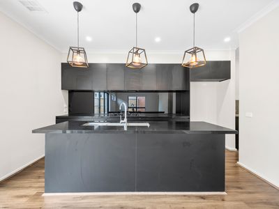 41 Hydrogen Circuit, Clyde North