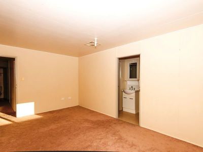 27 Eagle street, Longreach