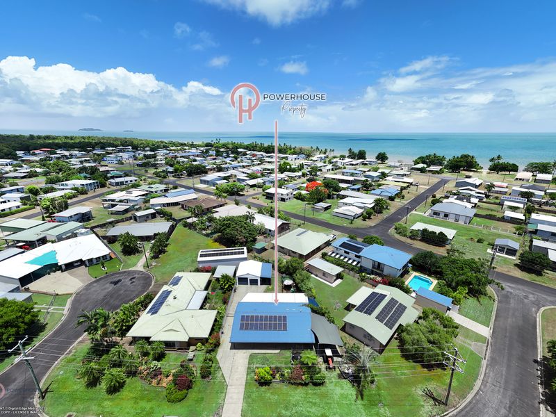 13 ANDREWS STREET, Kurrimine Beach