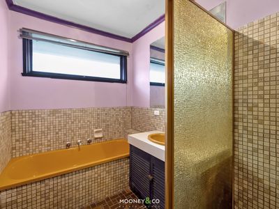 42 Houlder Avenue, Junction Village