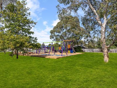 11 Roberts Road, Cranbourne