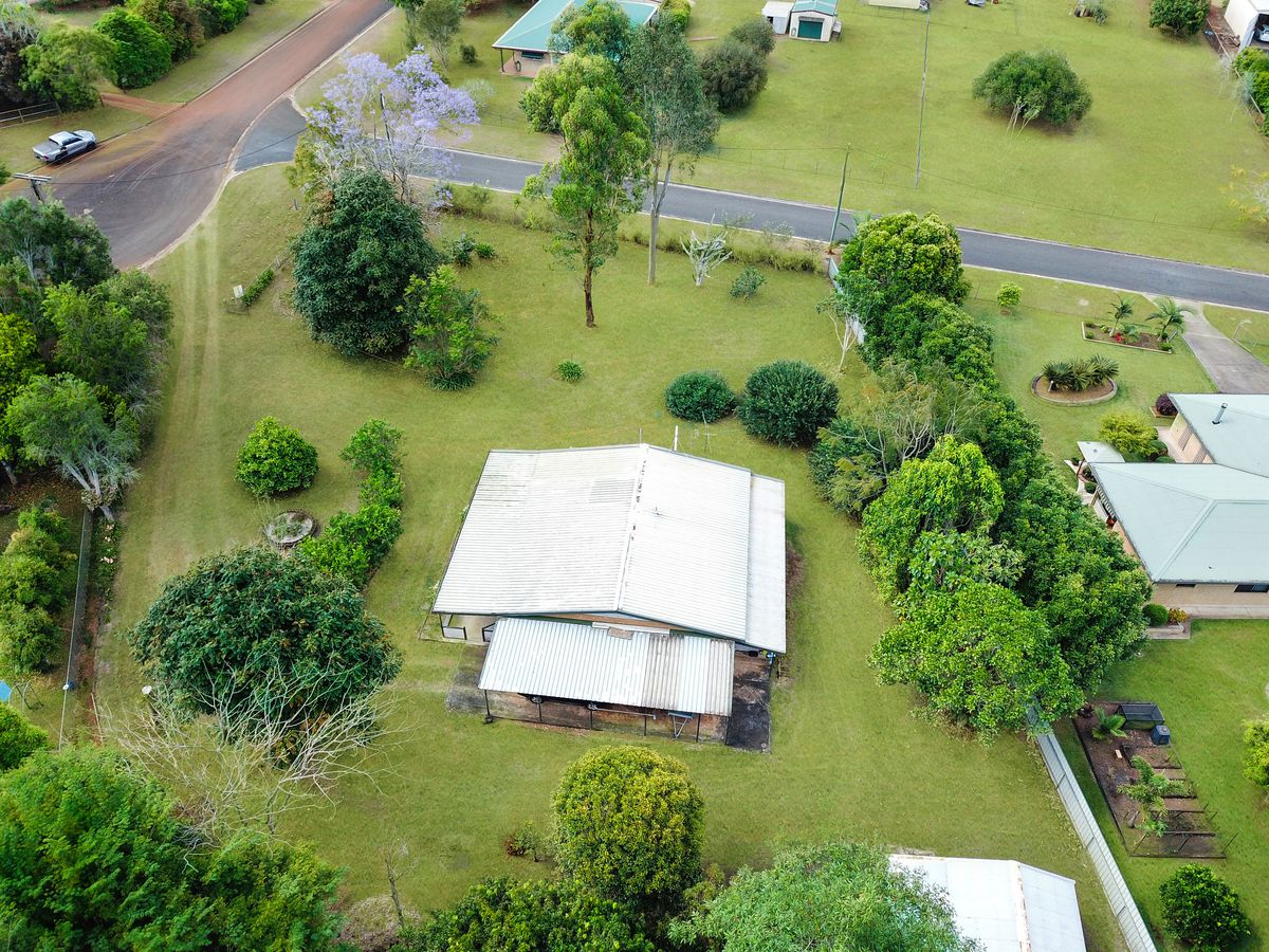 13 Panoramic Drive, Atherton