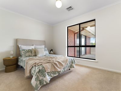 3 Elanora Avenue, Morphett Vale
