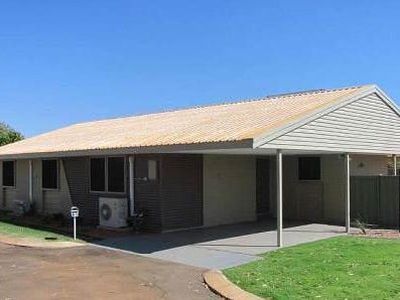 8 / 23 Daylesford Road, South Hedland