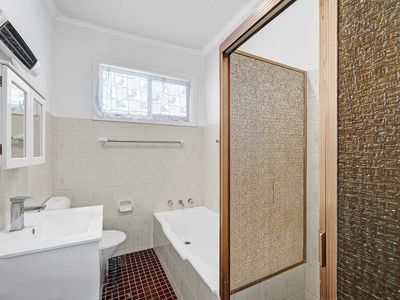 19 Bernard Street, Westmead