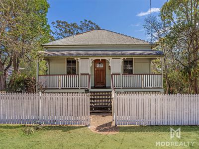 4 Simpson Street, North Ipswich