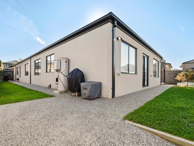 5 Stockfield Avenue, Clyde