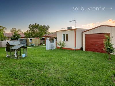 17 MCFARLAND ROAD, Wodonga