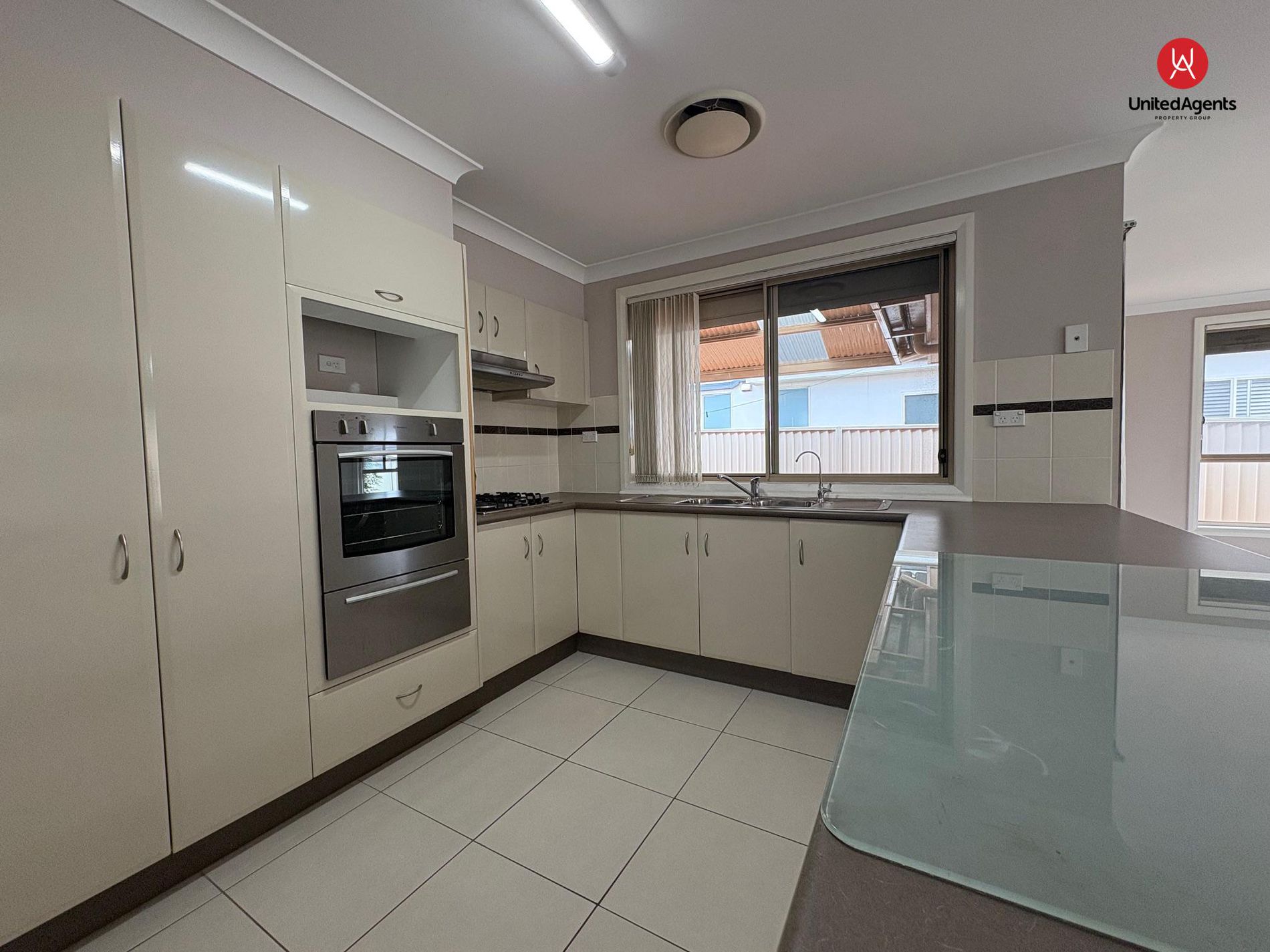 3 Laurieton Road, Carnes Hill