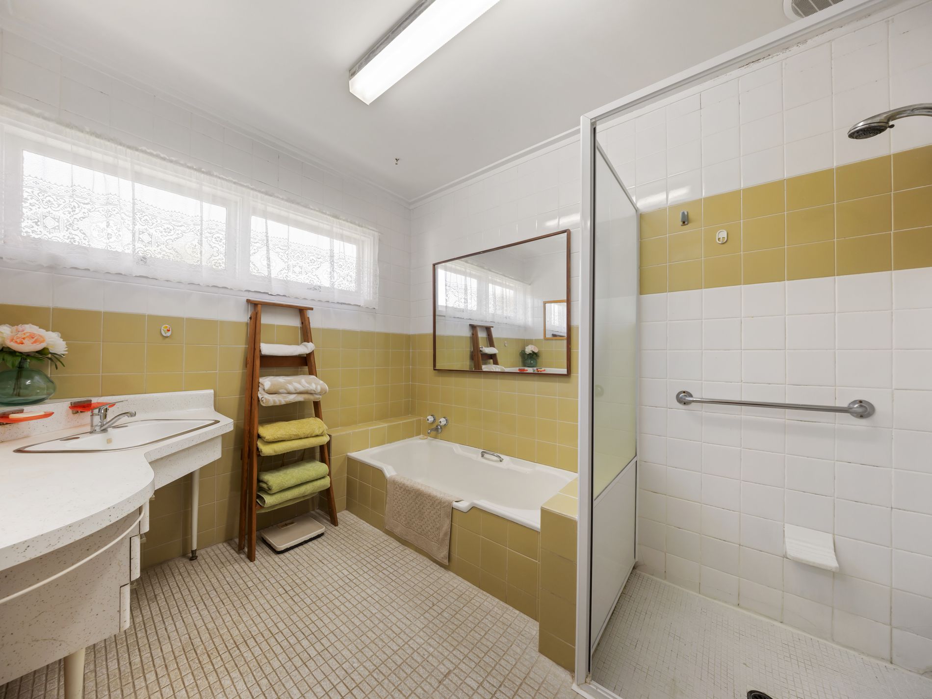 27 Turnbull Street, Sale