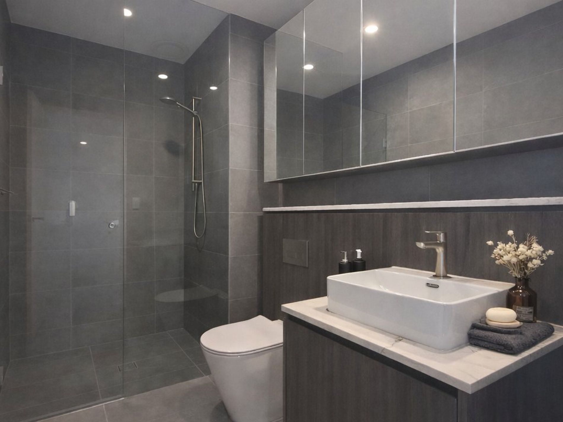 A1603 / 15-17 Columbia Lane, Homebush
