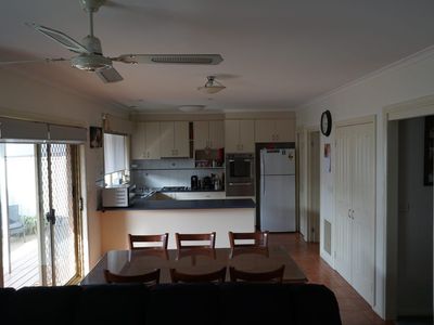1 / 17 Dampier Avenue, Shepparton