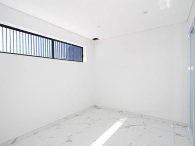 8 / 4 Mayberry Cresent, Liverpool