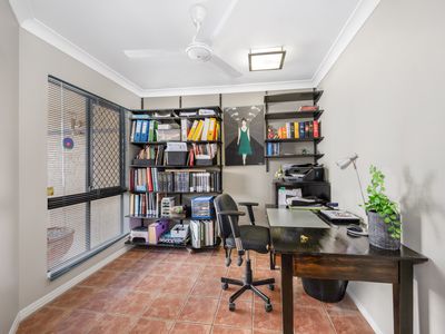 8 Saratoga Close, Kirwan