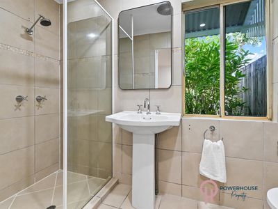 17 Tamarind Street, Holloways Beach