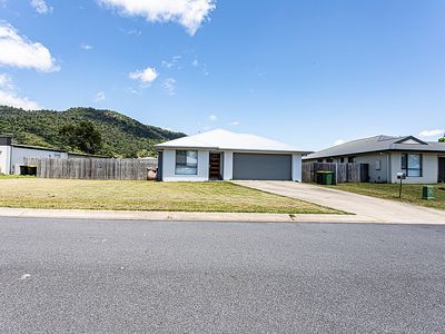 56 Macarthur Drive, Cannonvale