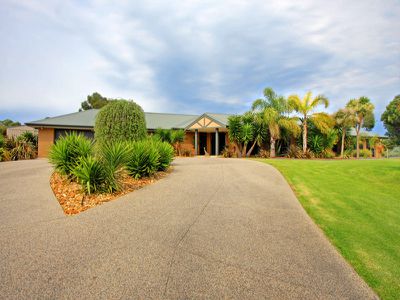 10 Leah Close, Rye