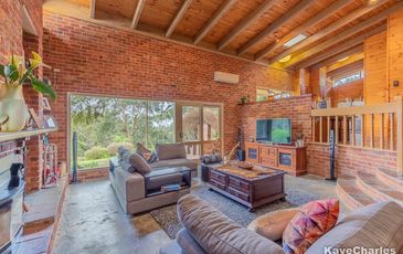 13 Armstrong Road, Beaconsfield Upper