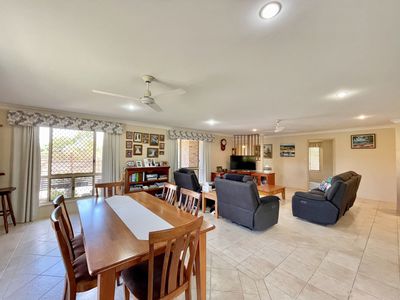 18 Orchid Avenue, Urangan