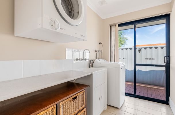 22 Rhapsody Close, Shoalwater