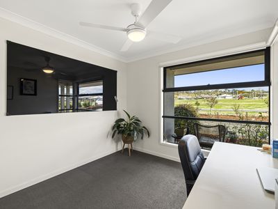 6 Jodie Louise Avenue, Cotswold Hills