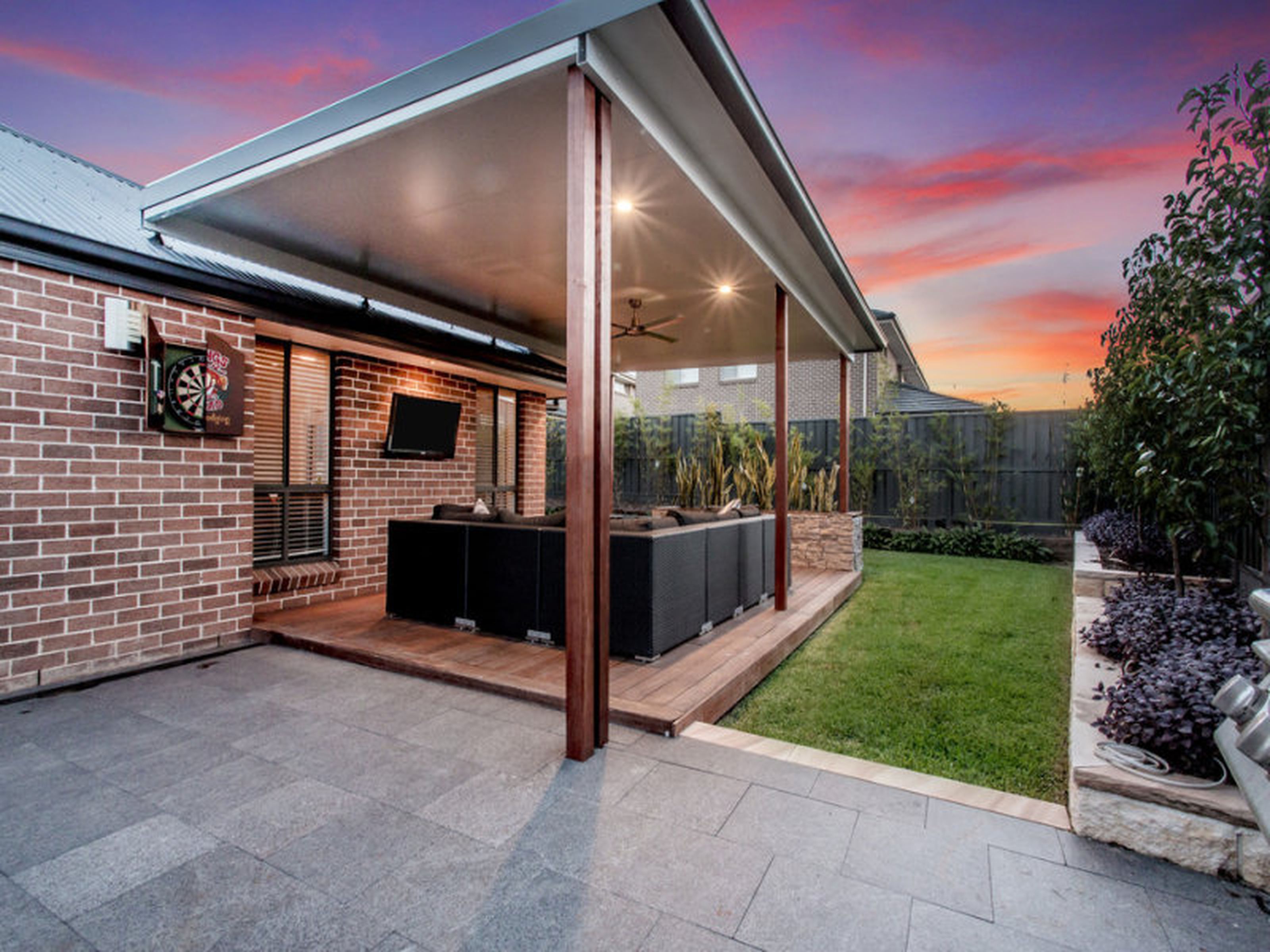 57 Darug Avenue, GLENMORE PARK