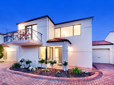 2 / 54 Calais Road, Scarborough