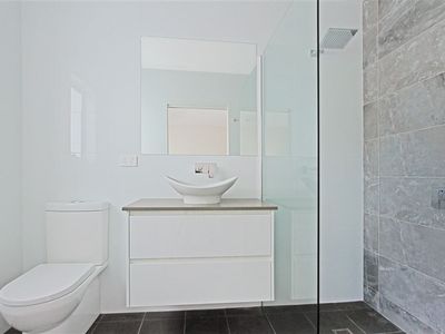 1 / 6 New Street, Ulladulla