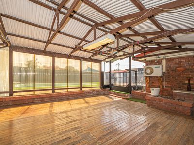 82 Lyrebird Way, Thornlie