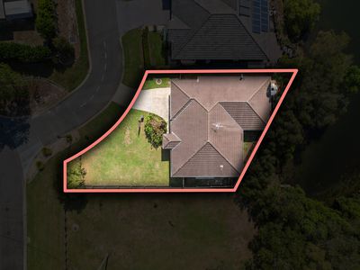 2 Coffey Court, Beachmere