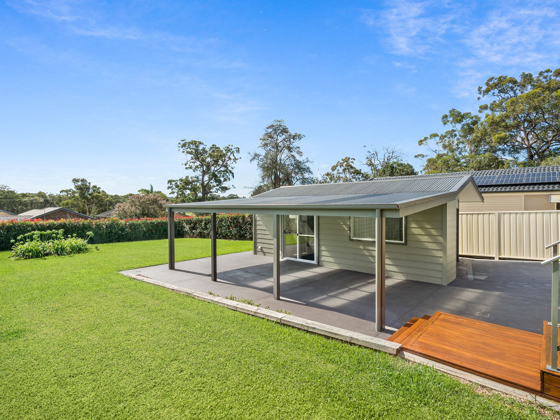 27 Christiansen Avenue, Old Erowal Bay