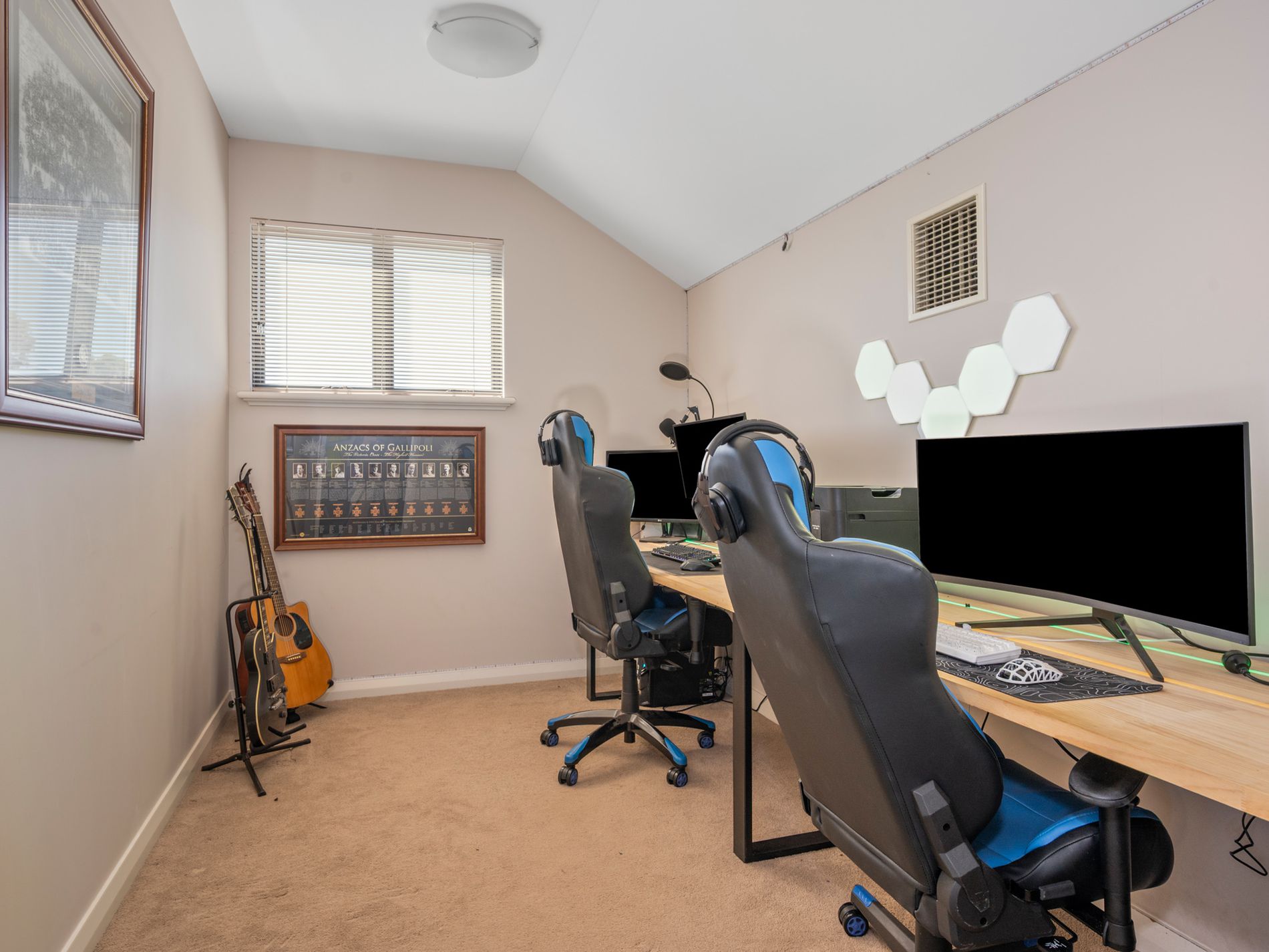 14B Purna Place, Hannans