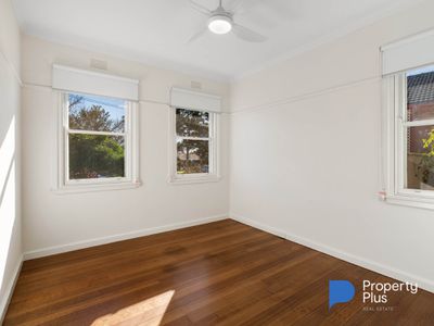 653 Hargreaves Street, Golden Square