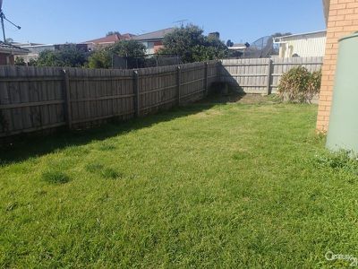 16 Tekarra Drive, Hampton Park