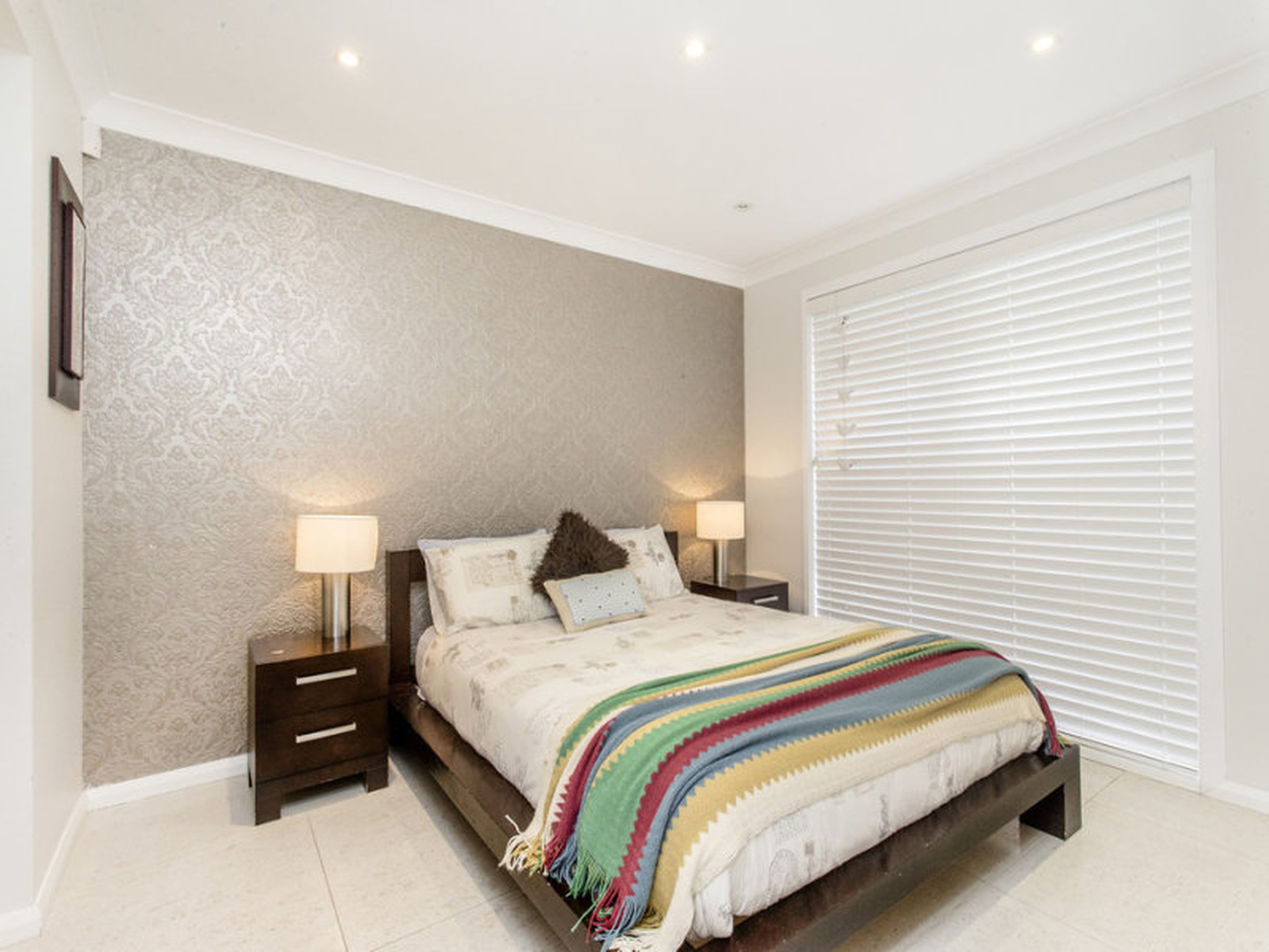 5 Woburn Place, GLENMORE PARK