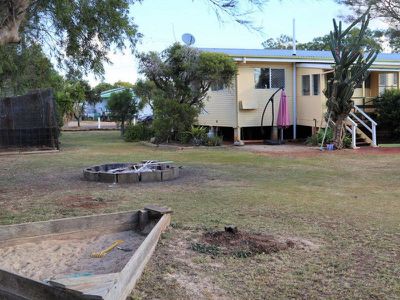 18 Earl Street, Kingaroy