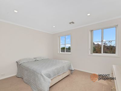 379 Gundaroo Drive, Gungahlin