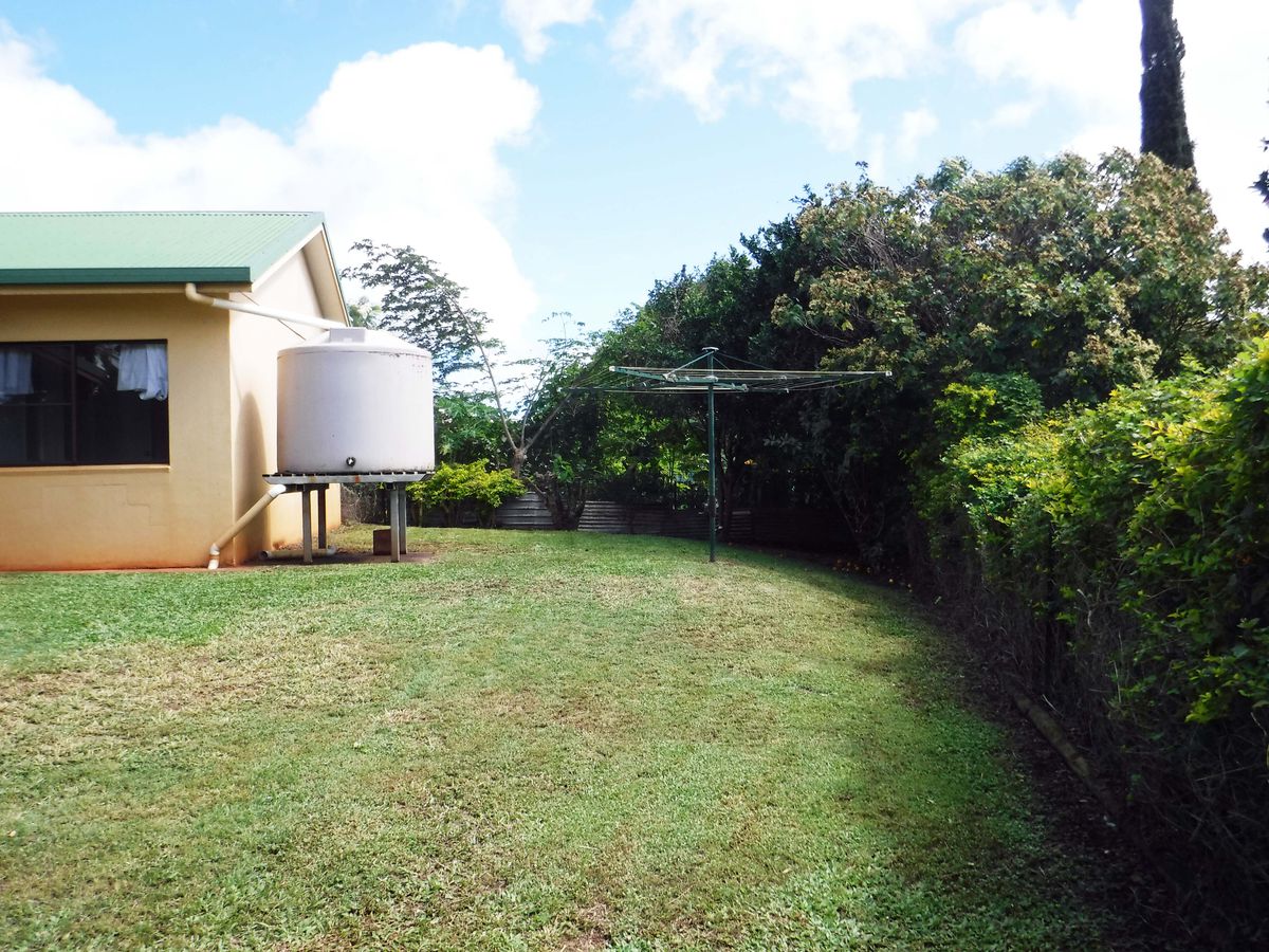 25 PAINE STREET, Atherton