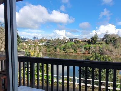 2/355 River Road, Claudelands