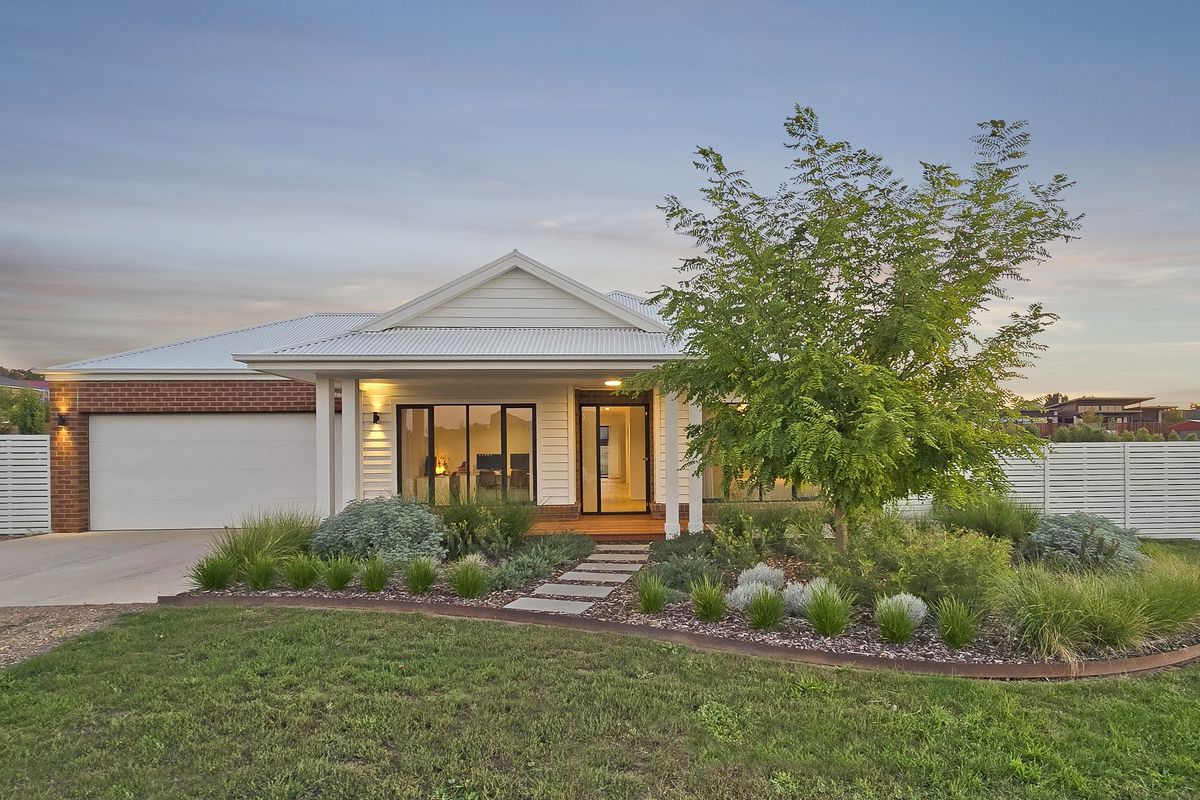 18 Maple Tree Boulevard, Mansfield