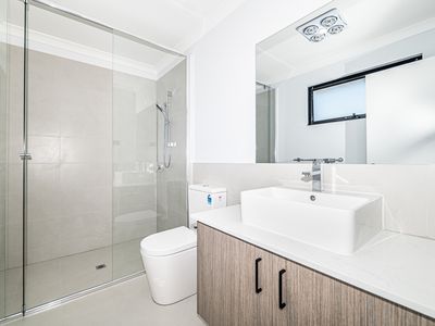 2a / 13 Welford Way, Success